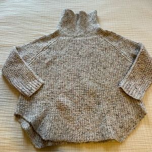 Free People - Wool blend Turtleneck Sweater (fits like a S/M)